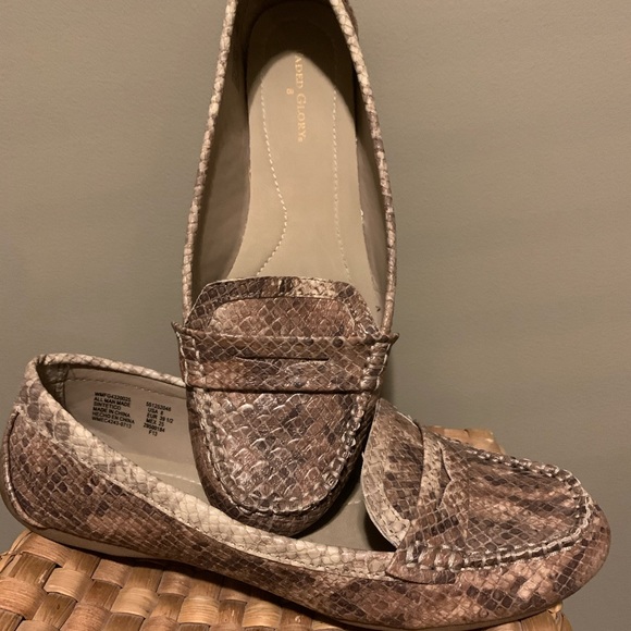 Faded Glory Snakeskin Loafers Size 8 - Picture 3 of 6